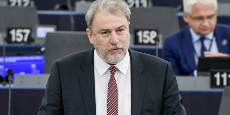 ΝΟΤΗΣ ΜΑΡΙΑΣ: Αποκωδικοποιώντας τα μηνύματα Πούτιν για τη διεθνή σκηνή δυο χρόνια από την έναρξη του Πολέμου στην Ουκρανία