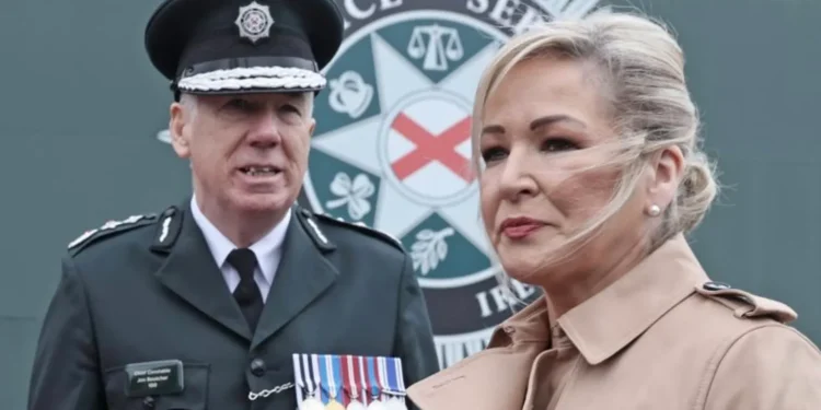 ΑΡΘΡΟ ΦΑΝΟΥΛΑΣ ΑΡΓΥΡΟΥ: Γιατί το Sinn Fein και η Michelle O’Neill επέστρεψαν στην διακυβέρνηση στην Βόρειο Ιρλανδία . Γιατί ευελπιστούν σε δημοψήφισμα για πραγματική επανένωση (και όχι με βάση ΔΔΟ) σε 10 χρόνια