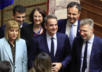 -Μητσοτάκης : “Πολίτες διαφορετικών ταχυτήτων δεν ταιριάζουν στην Δημοκρατία μας”