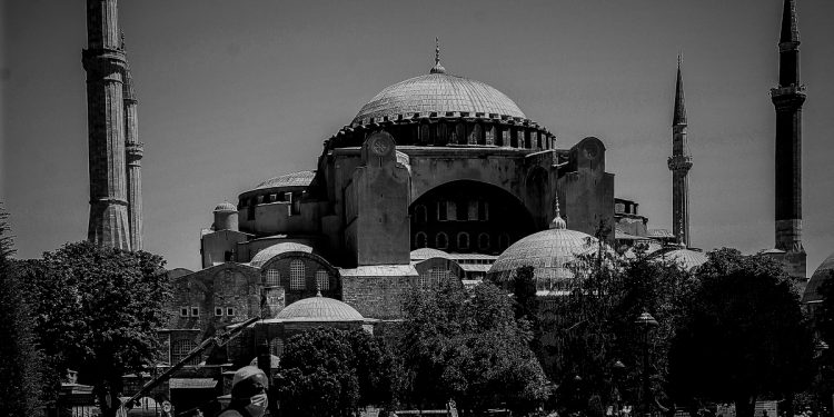 Χαμός στην Τουρκία με την πρόβλεψη ακόμα ενός σεισμολόγου για μεγάλο σεισμό στην Κων/πολη, vid