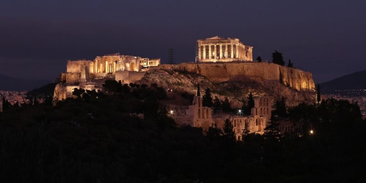 «Κάντε μωρά, μα την Αφροδίτη»! Το δημοσίευμα για την Ελλάδα και η παρέμβαση του Έλον Μασκ
