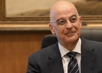 «Δεκτή η πρόταση να αναλάβει η Ελλάδα το στρατηγείο της επιχείρησης στην Ερυθρά Θάλασσα»! Καλά ξεμπερδέματα