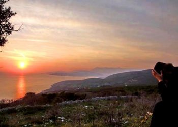 ΘΑ ΖΗΣΟΥΜΕ καὶ ἐμεῖς τὴν ἁγία “ΘΕΟΕΓΚΑΤΑΛΕΙΨΗ”… π.Διονύσιος Ταμπάκης