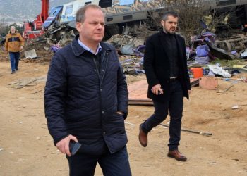 Η απόρρητη επιστολή σε Καραμανλή πριν τα Τέμπη: Γνώριζε για τον κίνδυνο δυστυχήματος – Κασσέλακης: Κατάργηση βουλευτικών ασυλιών