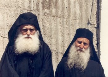 Συγκλονιστικό: “Φίλησα το Χριστό!” Άγ. Εφραίμ Κατουνακιώτης