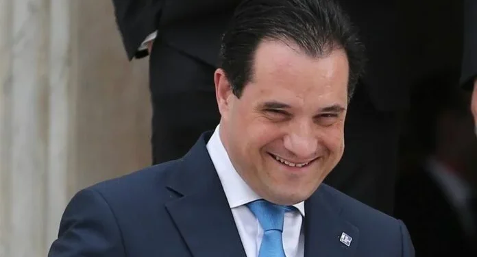 Δείτε τι έγραφε ο Άδωνις πριν την κωλοτούμπα για τους γάμους ομόφυλων ζευγαριών