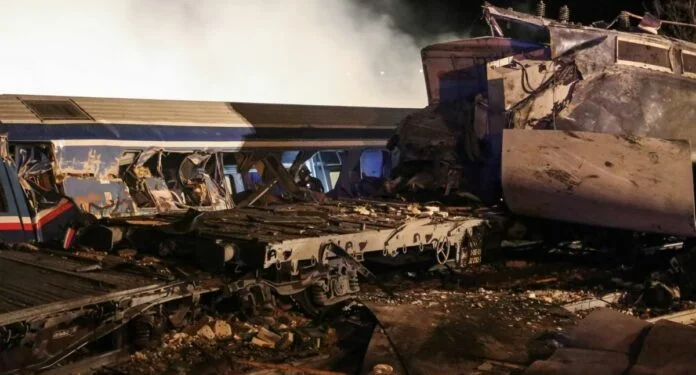 Έγκλημα στα Τέμπη: Βρέθηκαν τα «εκρηκτικά» ξυλόλιο, τολουόλιο, προπάνιο και βουτάνιο στα αντικείμενα των θυμάτων