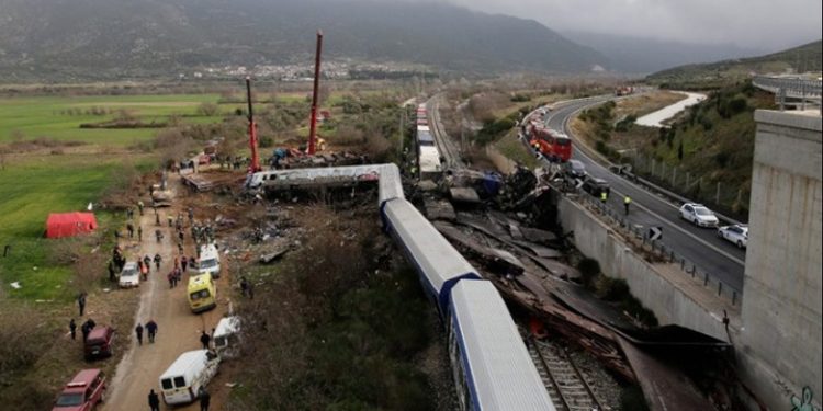 Τέμπη: 57 φορές θα χτυπήσουν οι καμπάνες, όσες και τα θύματα, στον έναν χρόνο από την τραγωδία