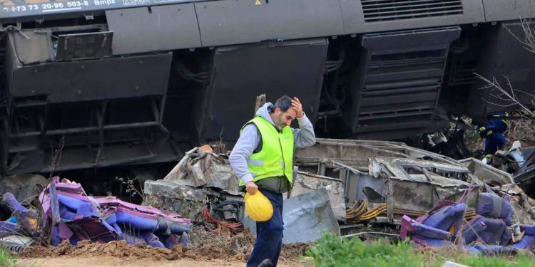 Τέμπη: Εκτροχιασμός του Κράτους Δικαίου