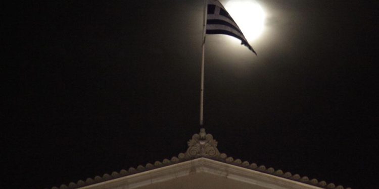Μόνο μια έκτακτη Θεία παρέμβαση θα μας αφυπνίσει και συνεφέρει. Ας το κάνουμε αίτημα θερμής προσευχής