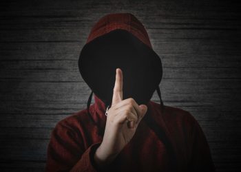 Τρομακτικό! Άλλαξε μπροστά στην κάμερα το πρόσωπό του, vid