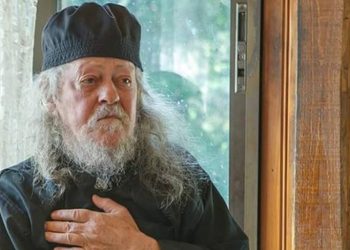 Γέρων Γαβριήλ Αγιορείτης προς Αρχιεπίσκοπο και Αρχιερείς: Αποδειχθήκατε μισθωτοί ποιμένες.