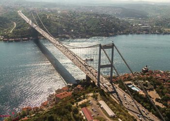 Δρ Κ. Βαρδάκας : Πόλεμος ή Σεισμός ;