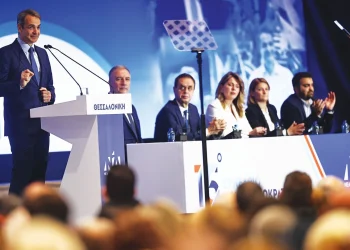Μανώλης Κοττάκης : Η φευγαλέα συνάντηση δύο κόσμων της Νέας Δημοκρατίας
