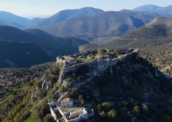 Η πρώτη τακτική μάχη της Επανάστασης του ’21 στην ιστορική Καρύταινα (βίντεο)