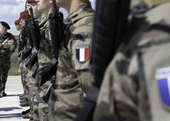 «Απρόθυμοι» οι Γάλλοι στρατιώτες να πάνε στο σφαγείο της Ουκρανίας κατά των Ρώσων