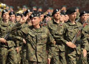 Πολωνός ηγέτης: «Δεν θέλω να σας τρομάξω, αλλά πρέπει να είμαστε έτοιμοι για πόλεμο»