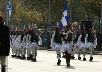 Τα Τέμπη στοιχειώνουν το Μαξίμου – Πανικός για τις παρελάσεις (25/3), «Αγανακτισμένους» βλέπει η ΝΔ με… μία περίεργη ανακοίνωση