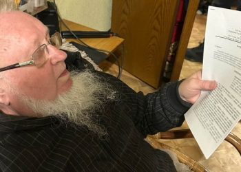 Το ουκρανικό καθεστώς διώκει μητροπολίτη γιατί αποκάλεσε «Ναζί» τις δυνάμεις του Αζόφ!