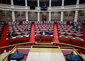 Τέμπη: Πανηγυρική επιβεβαίωση της κυβερνητικής συγκάλυψης από την εξεταστική επιτροπή – Εγκρίθηκε το πόρισμα της ΝΔ