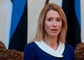 Το πρώτο αίμα και το πολιτικό πτώμα – Η Εσθονία γίνεται κράτος zombie που πηγαίνει χωρίς φρένα στην εθνική καταστροφή
