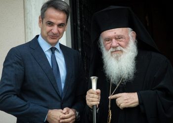 Έντονος αντι-μητσοτακισμός στην Εκκλησία – Οι μητροπολίτες στέλνουν πιστούς εκτός ΝΔ, ο Ιερώνυμος σκέφτεται να μην πάει στην 25η Μαρτίου
