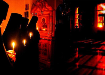 «Να προσεύχεστε στην Μητέρα του Θεού, να την παρακαλάτε με απλότητα»