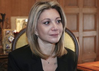 Μια γυναίκα μπορεί να χαράξει καινούργια αρχή