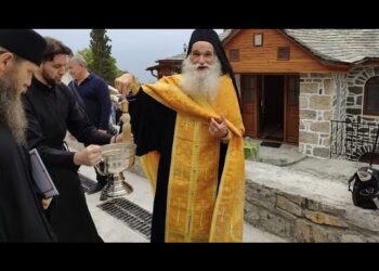Μόνο το πρωί να πίνεις αγιασμό