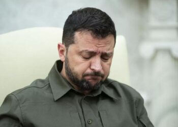 Η Ουκρανία ήταν έτοιμη να παραδοθεί στη Ρωσία και επεμβαίνουν Γαλλία, ΝΑΤΟ – Τραγικό τέλος Zelensky, ο Biden τον αφήνει να πέσει