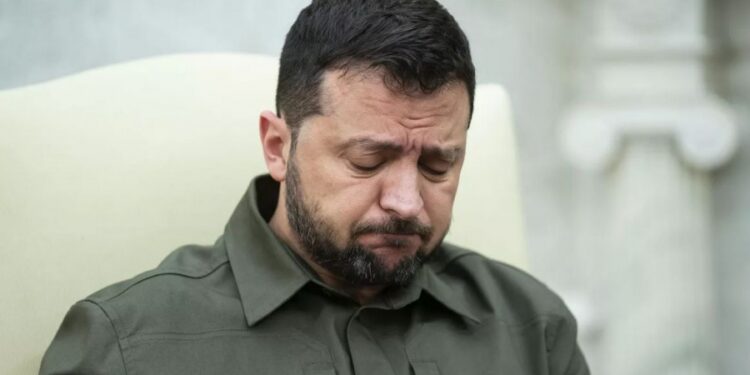 Η Ουκρανία ήταν έτοιμη να παραδοθεί στη Ρωσία και επεμβαίνουν Γαλλία, ΝΑΤΟ – Τραγικό τέλος Zelensky, ο Biden τον αφήνει να πέσει
