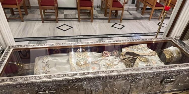 Όταν ο Όσιος Ιωάννης ζητάει να τού αλλάξουν τα άμφια