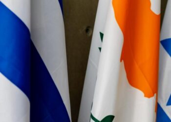 Επιφυλλίδα Κρινιώς Καλογερίδου : Άσκηση κριτικής στην ελληνική εξωτερική πολιτική με αφορμή εμπόλεμες συρράξεις…