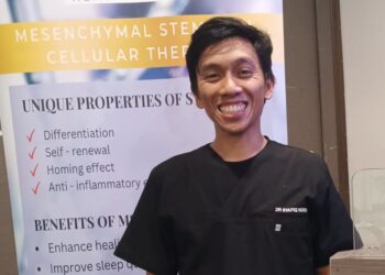 Dr. Syafiq Nordin> Μαλαισιανός γιατρός ζητά συγνώμη από τους ασθενείς του για τους εμβολιασμούς COVID-19