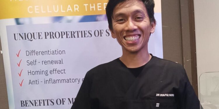 Dr. Syafiq Nordin> Μαλαισιανός γιατρός ζητά συγνώμη από τους ασθενείς του για τους εμβολιασμούς COVID-19