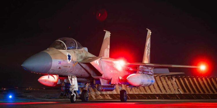 Tο Ισραήλ σχεδίαζε μια μεγαλύτερη επίθεση από αυτή που πραγματοποίησε στο Ιράν.