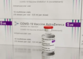 Επίσημη παραδοχή της AstraZeneca για σοβαρές παρενέργειες του εμβολίου της!