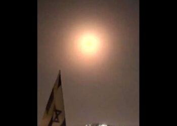Το Ιράν λέει θα χρησιμοποιήσει πρωτοφανή όπλα κατά του Ισραήλ και καλεί τους ”Σιωνιστές να φερθούν λογικά”. Θα απαντήσει ακαριαία! ΑΡΧΗ ΤΡΙΤΟΥ…