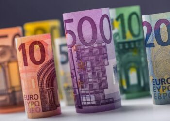 «Μόνο τα μετρητά είναι αληθινά»- Τα υπέρ και τα κατά