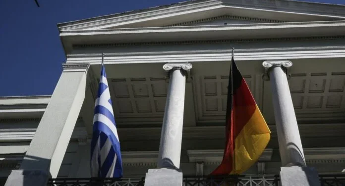 Μαρία Νεγρεπόντη Δελιβάνη : Απολογισμός της διαμαρτυρίας της 6/4/2024 έξω από τη γερμανική Πρεσβεία για τα απλήρωτα χρέη της Κατοχής