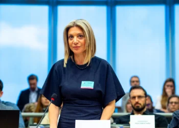 Συγκλόνισε πάλι την Ευρωβουλή η Καρυστιανού – «Παραπλανήθηκε η κοινωνία για το έγκλημα στα Τέμπη»