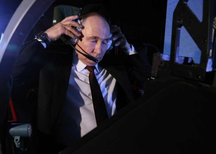 EPA/MIKHAIL METZEL/SPUTNIK/KREMLIN POOL MANDATORY CREDIT