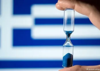 Ελισάβετ Νικολάου : Ώρα μηδέν