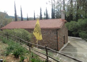 ΤΟ ΘΑΥΜΑΣΤΟ ΙΣΤΟΡΙΚΟ ΤΟΥ ΙΕΡΟΥ ΝΑΟΥ ΤΗΣ ΠΑΝΑΓΙΑΣ ΓΙΑΤΡΙΣΣΗΣ ΚΟΚΚΙΝΟΡΡΑΧΗΣ ΣΠΑΡΤΗΣ .ΑΞΙΖΕΙ ΝΑ ΔΙΑΒΑΣΤΕΙ !