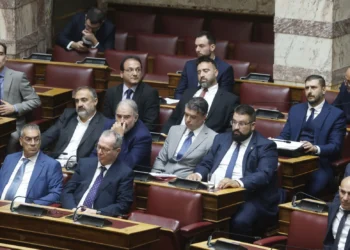 Σε βέρτιγκο η Κυβέρνηση για τους «Σπαρτιάτες»: Τώρα τους θέλει στο Κοινοβούλιο!