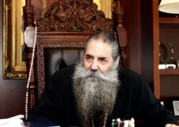 Ξεσπά ο Μητροπολίτης Πειραιώς: “Δεν μπορεί να αλλάξει ο Πασχάλιος Κανών – Αδύνατος ο συνεορτασμός με εμμένοντες στην αίρεση”