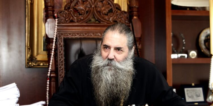 Ξεσπά ο Μητροπολίτης Πειραιώς: “Δεν μπορεί να αλλάξει ο Πασχάλιος Κανών – Αδύνατος ο συνεορτασμός με εμμένοντες στην αίρεση”