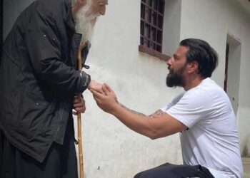 Τον δεσμό του Έλληνα με την Εκκλησία δεν μπορεί να τον κόψει κανείς.