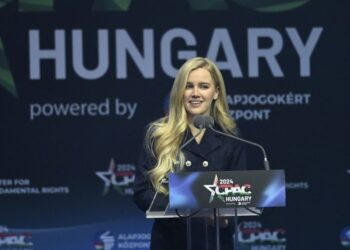 «Έχουμε δεχθεί την ήττα μας»: Σε δραματικό τόνο αναγγέλλουν το τέλος της Ευρώπης, vid