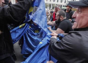 Ποιοί θέλουν να φέρουν χάος στη Γεωργία;; Νέος χαμός στους δρόμους, vid